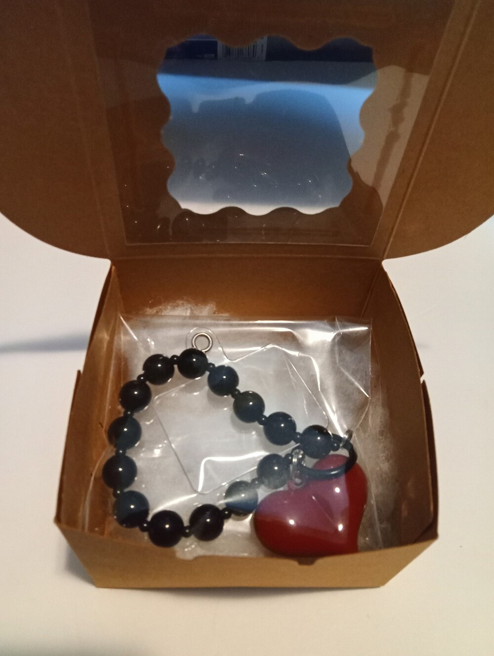 GIFT:  Heart black bead pendant phone charm. - Picture 3 of 5